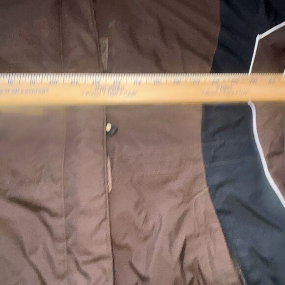 due to PoshM's policies cannot take down a listing within two months been bought - Picture 7 of 15